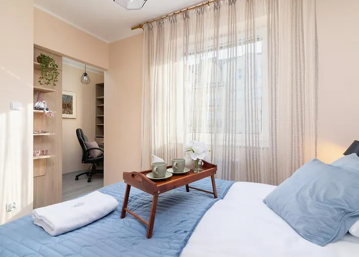 Business For Office Kolaczy By Renters